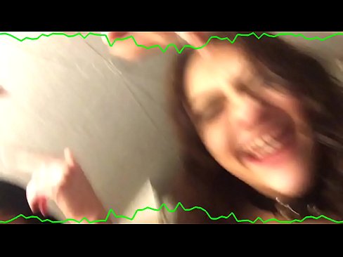 ❤️ Du pantikên hestyarî yên brunette yên seksî, keçikek quirky bastûr dimînin ❌ Sluts li me